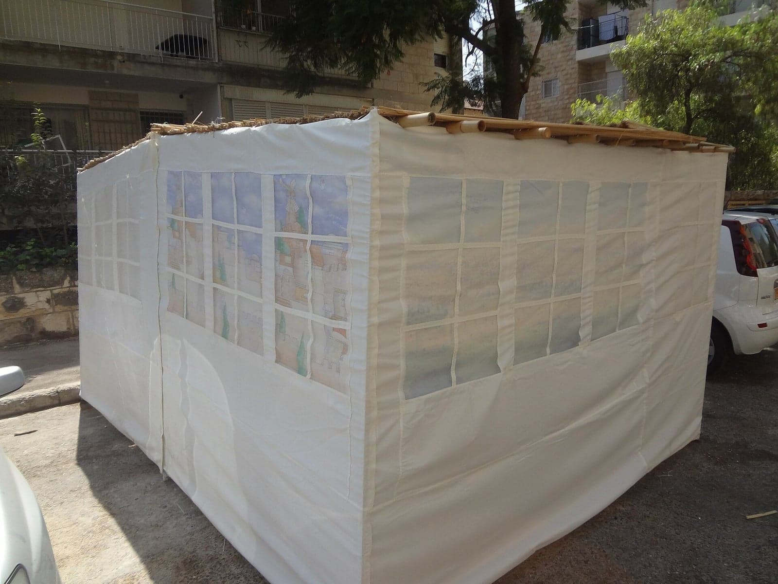 The Sukkah, the Gallows and the Menorah, Sukkah 2